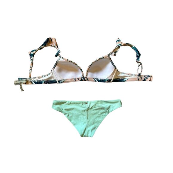 Victoria’s Secret pink teal palm tree bikini sz S/XS ruffle shoulder swimsuit - Picture 2 of 8